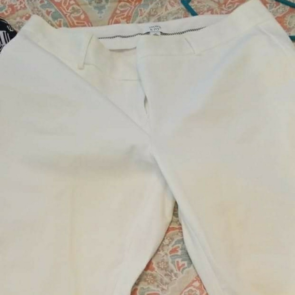 Cropped pants